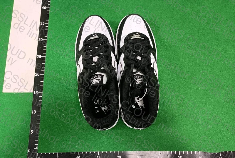 Air Force 1 'Panda' 3