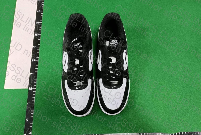 Air Force 1 'Panda' 4