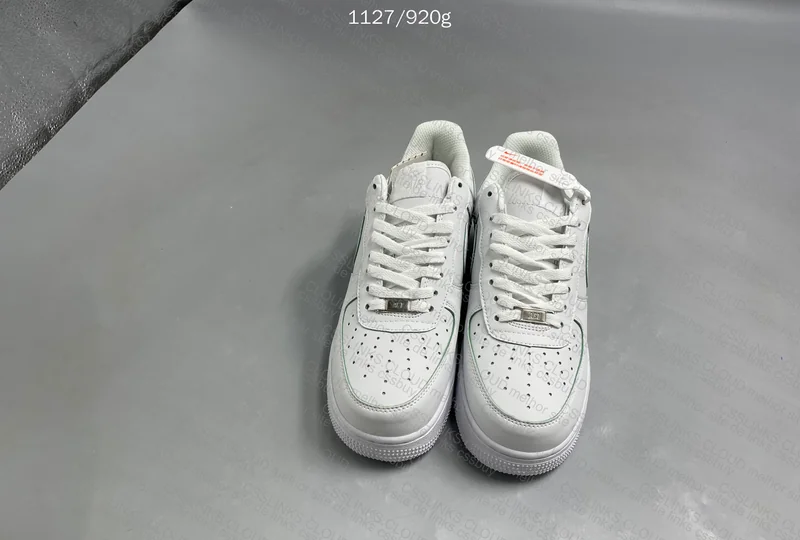 Air Force 1, Price 65 Yuan 3