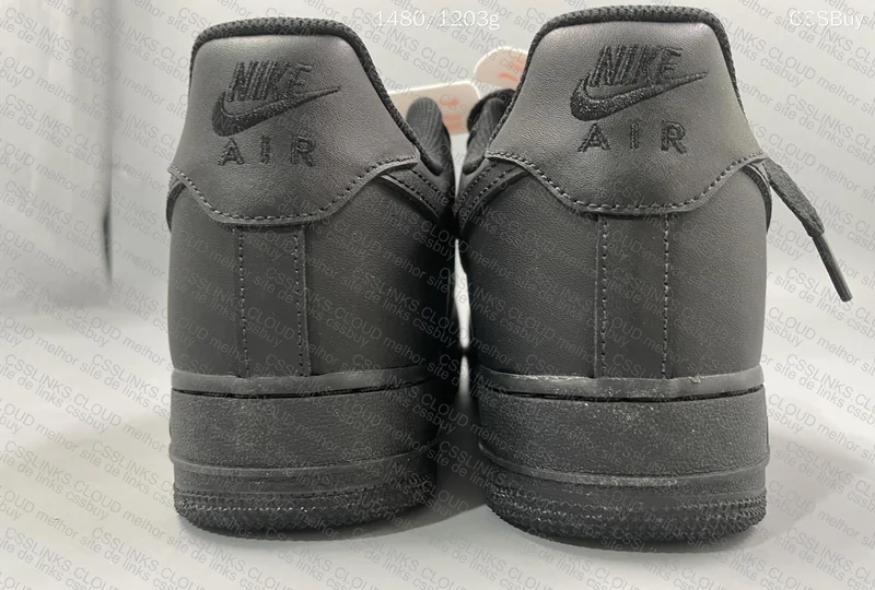 Black Air Force 1 4