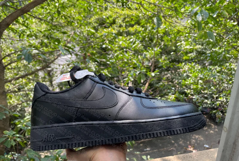 Black Air Force 1 4