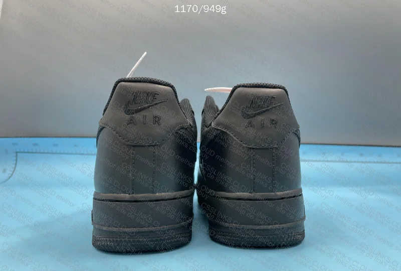 Black Air Force 1 3