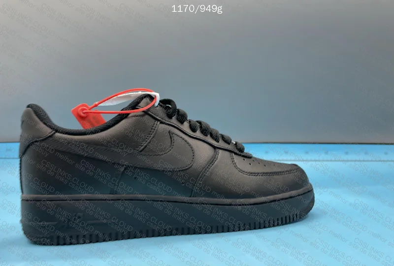 Black Air Force 1 4