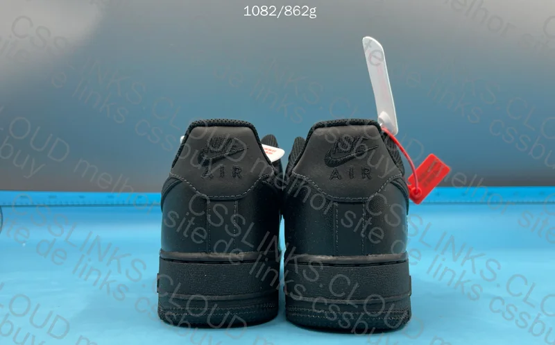 Black Air Force 1 4
