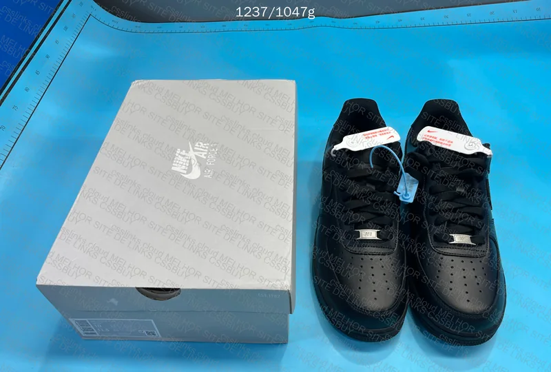 Black Air Force 1 4