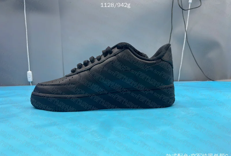 Black Air Force 1 7