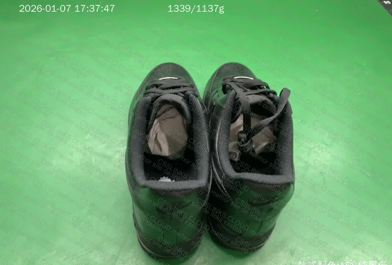 Black Air Force 1 (with measurements)