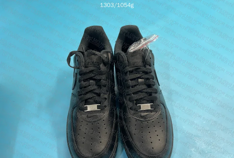 Black Air Force 1 Supreme 6