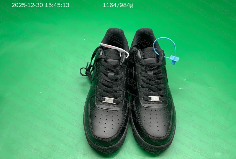 Black Air Force 1, Looks Good?