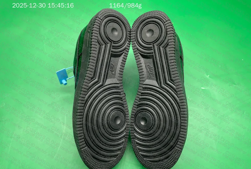 Black Air Force 1, Looks Good? 5