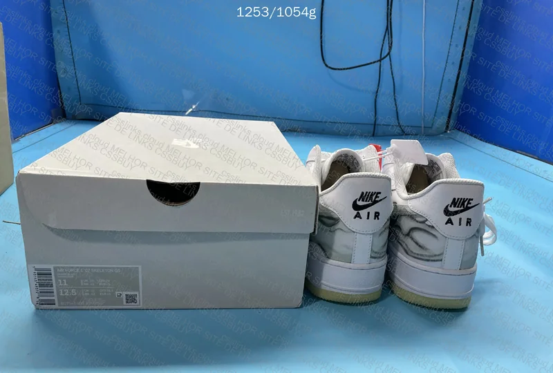 Air Force 1 Skeleton