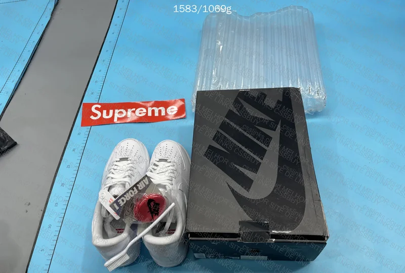 Air Force 1 Supreme 10