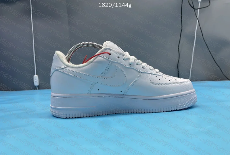 Air Force 1 Supreme 6