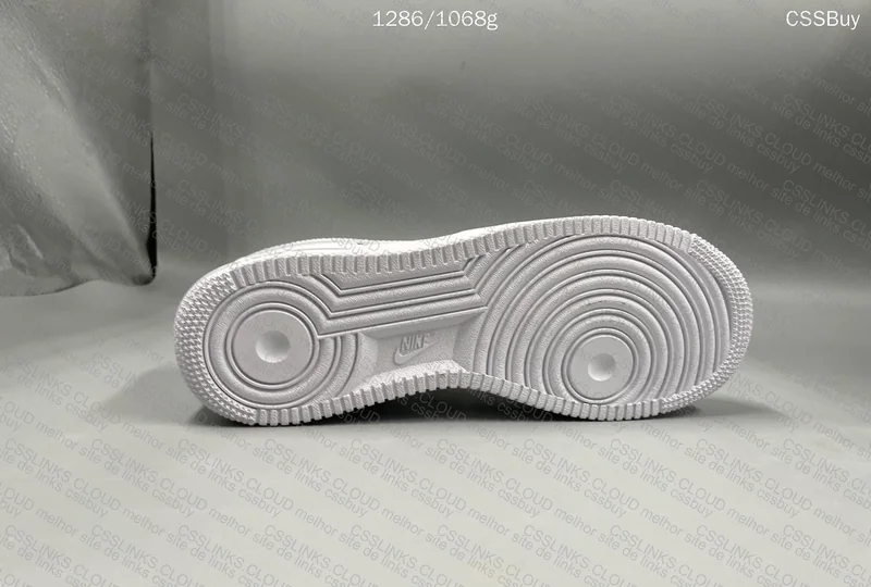 Air Force 1 Supreme, Help Please 7