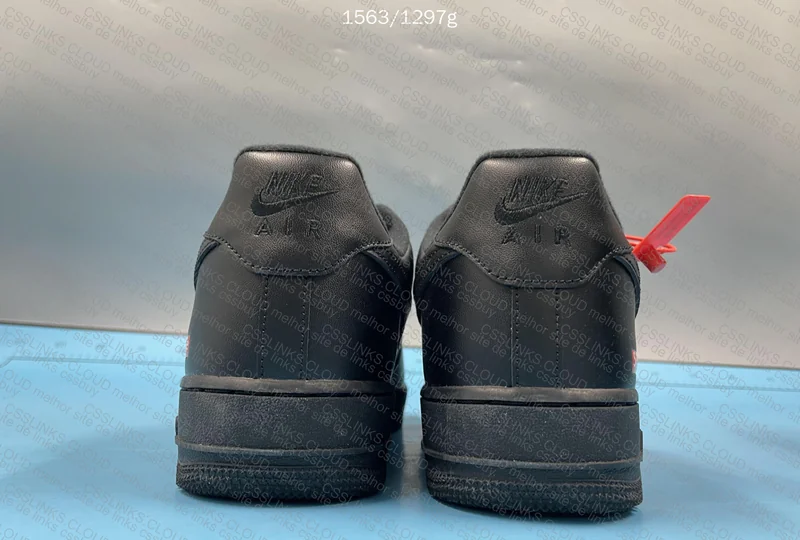 Air Force 1 Triple Black Supreme 6