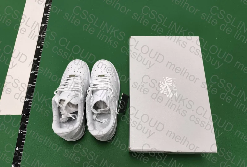 Air Force 1 Triple White '07 6