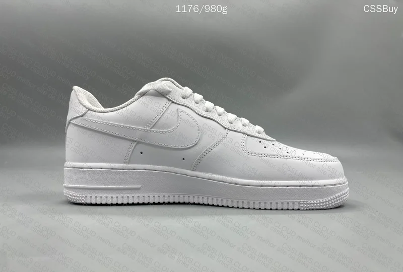 Air Force 1 Triple White 3