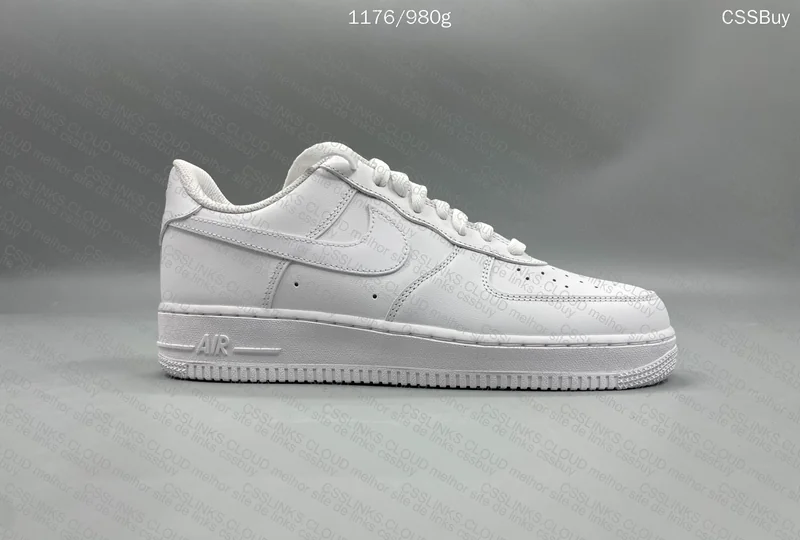 Air Force 1 Triple White 4