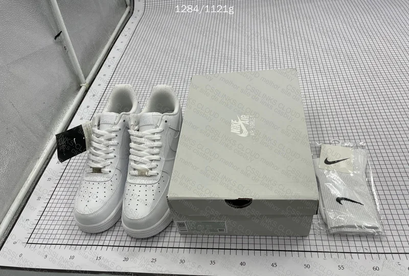 Air Force 1 Triple White 6