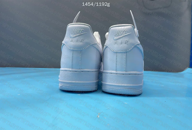 Air Force 1 Triple White 2
