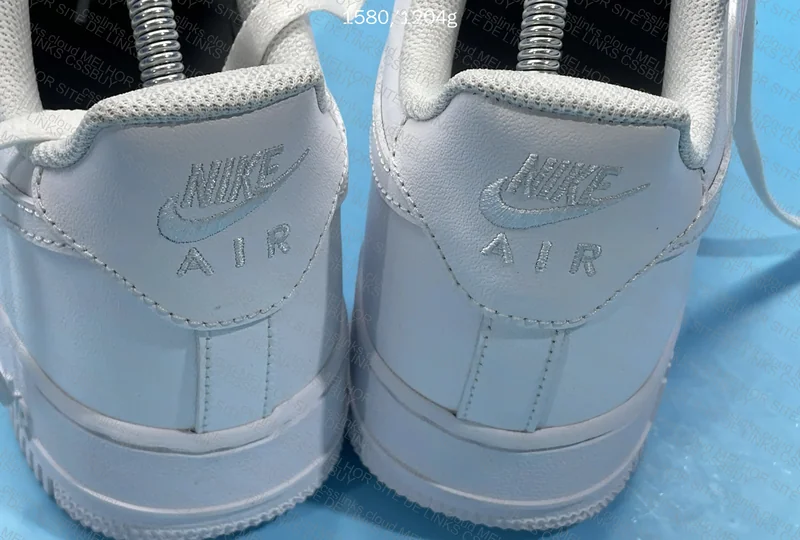 Air Force 1 Triple White 4