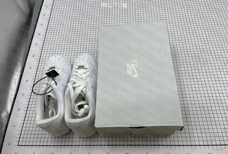 Air Force 1 Triple White GL? Seems Too Yellow 8