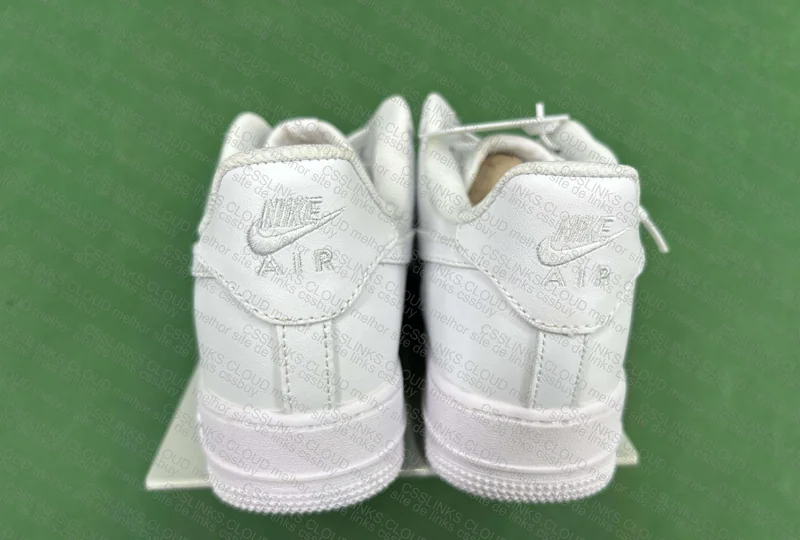Air Force 1 Triple White (No Batch) 3