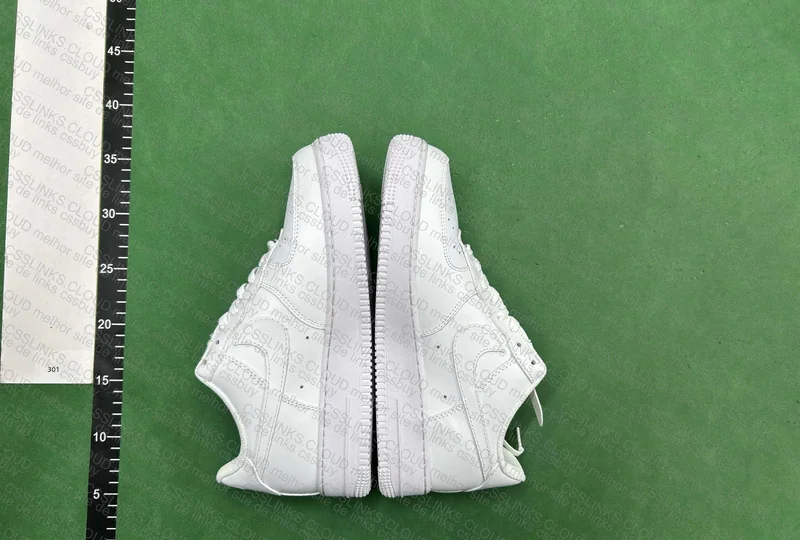 Air Force 1 Triple White (No Batch) 4