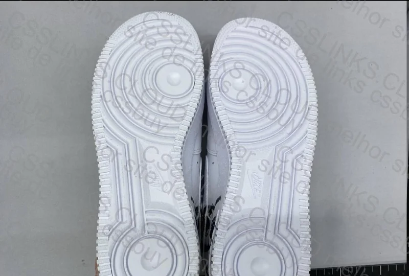 Air Force 1 x CDG 5