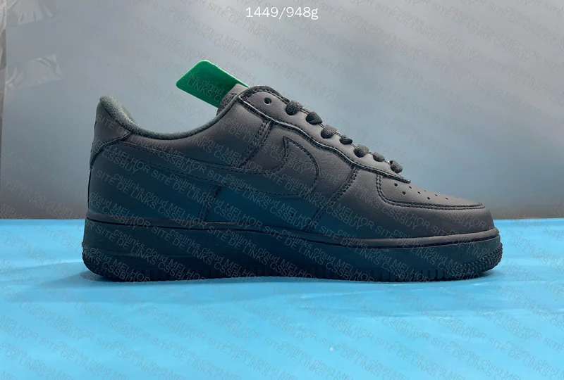 Air Force 1 x Supreme Black 7