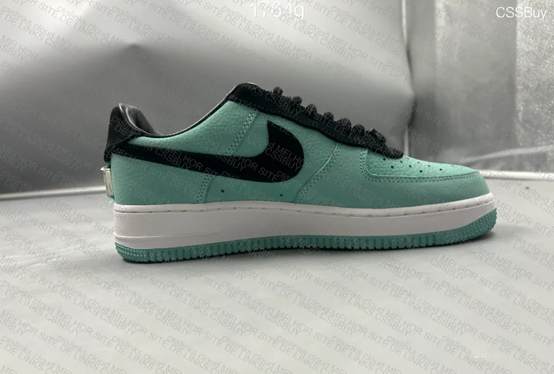 Air Force 1 x Tiffany & Co 'Friends and Family' 9