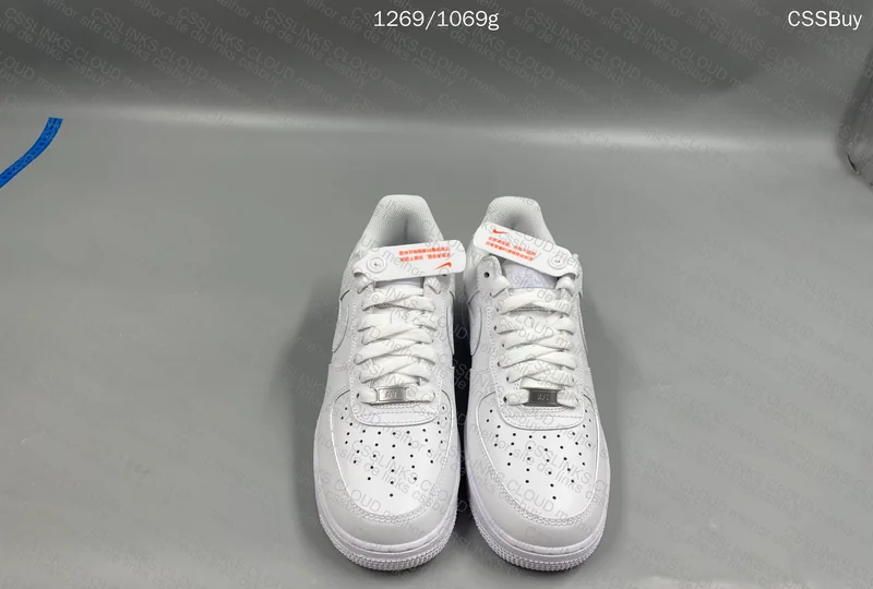 AIR FORCE 1 XP, Please Help 3