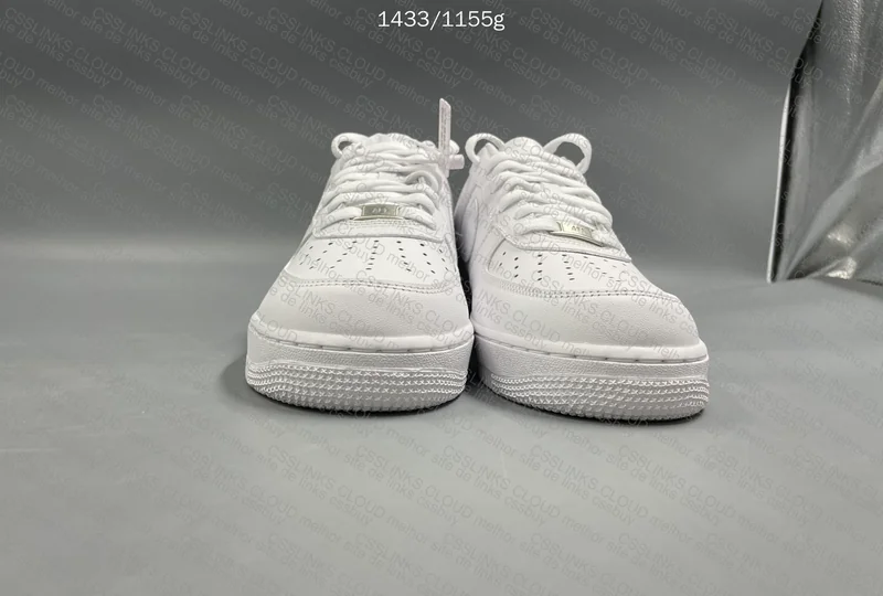 Air Force 1 XP with Measurements