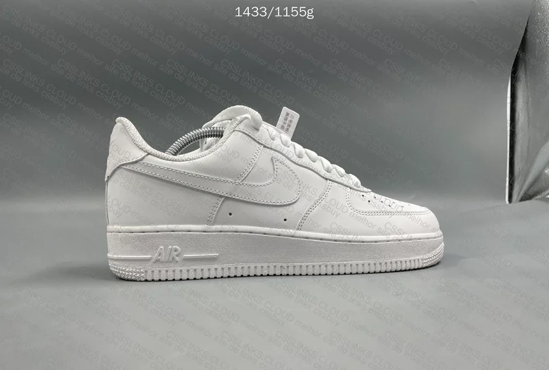 Air Force 1 XP with Measurements 3