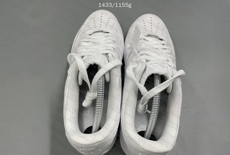 Air Force 1 XP with Measurements 8