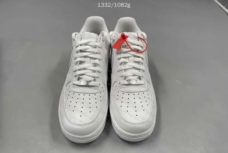 AIR FORCE 1 XP OVO 3