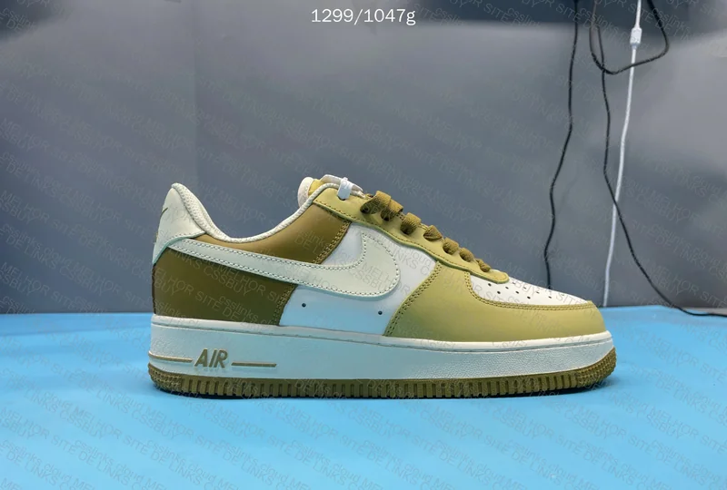 Air Force 1'07 Bronzine/Milk 55y
