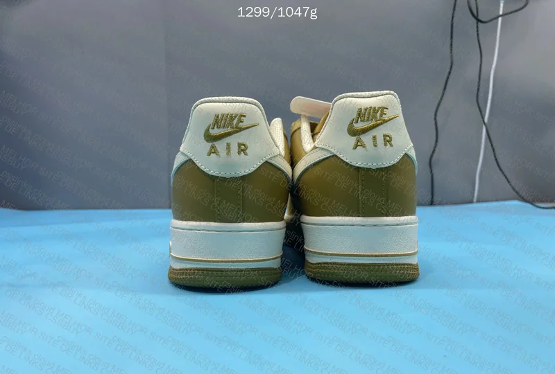 Air Force 1'07 Bronzine/Milk 55y 4