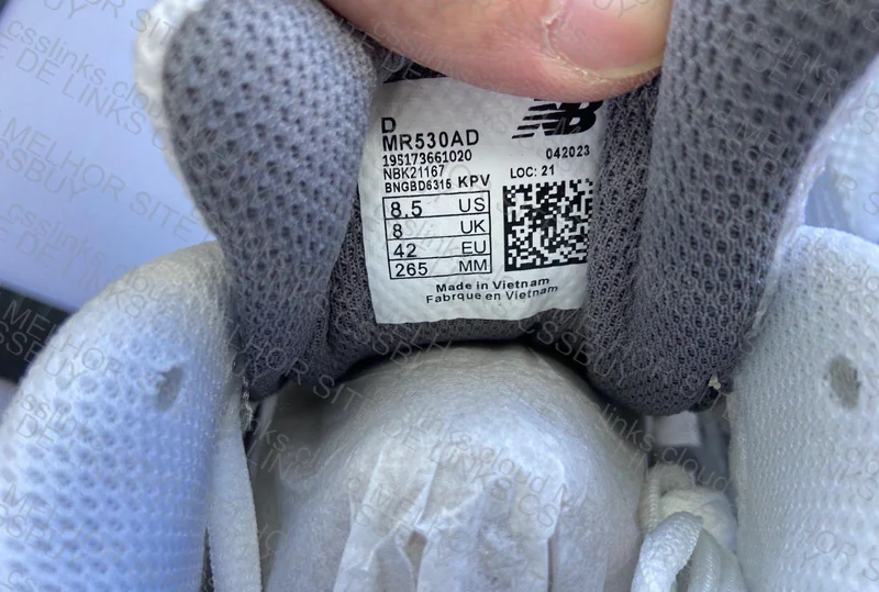 Air Force and New Balance 530 (Quality Check) 2