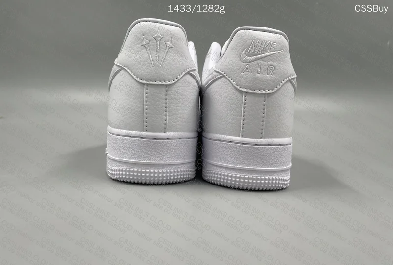 Air Force Nocta 4