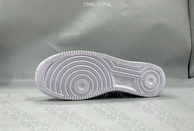 Air Force Nocta 4