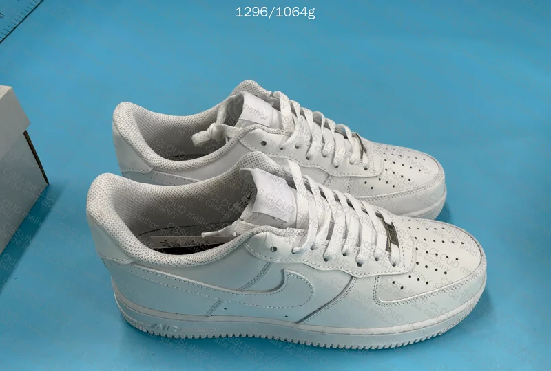Air Force One White 4