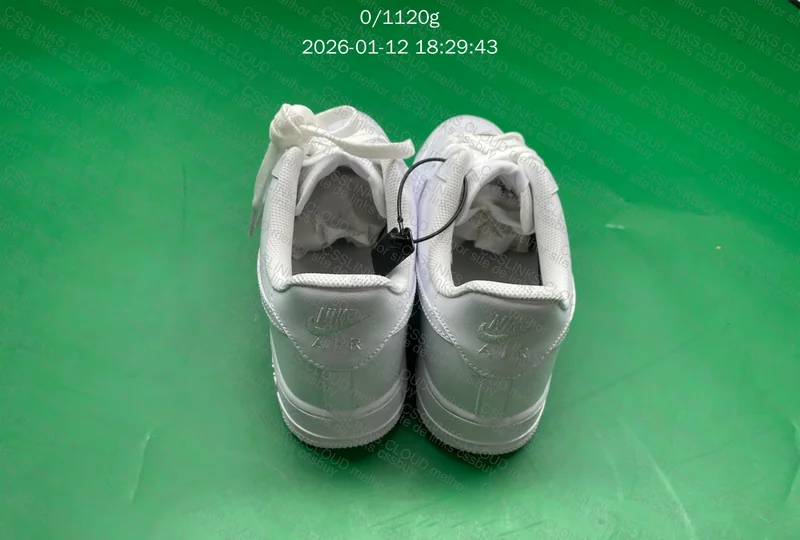 Air Force One Branco. Está bom? 5