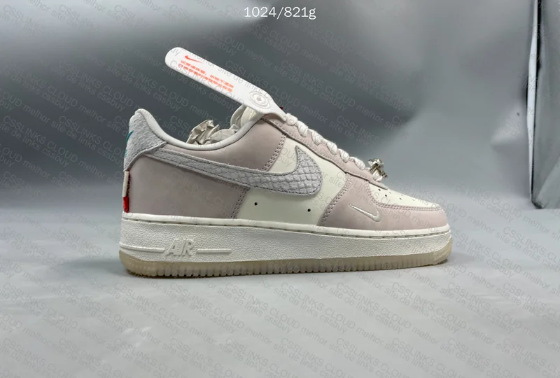 Air Force One from Girl 3