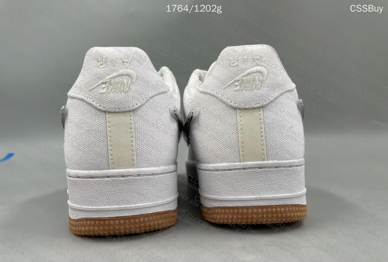 Air Force One Travis Scott 3