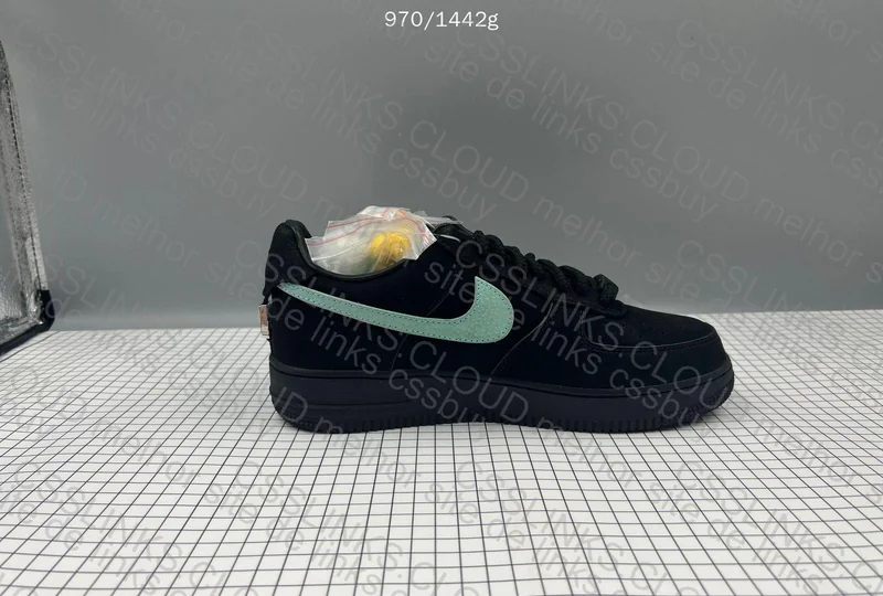Air Force Tiffany 4