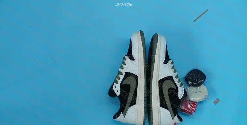 Air Force Travis Scott 3