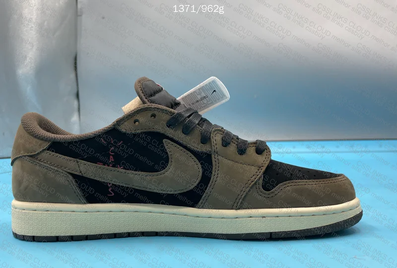 Air Jordan 1 LOW Travis Scott 6