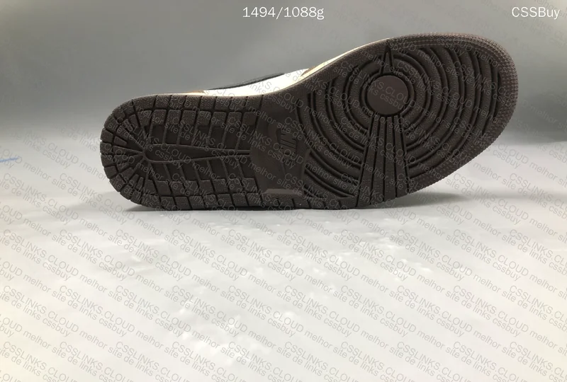 Air Jordan 1 Travis Scott 5