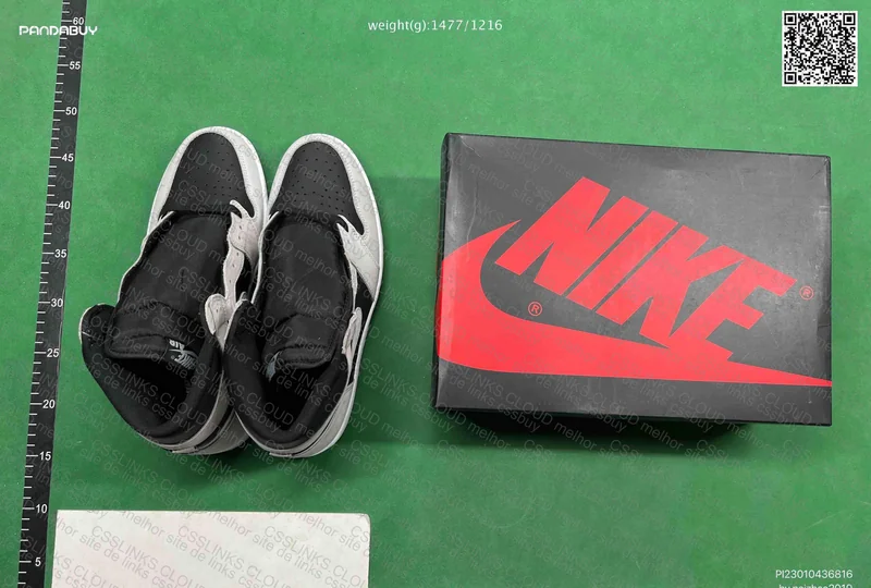 Air Jordan 1 2